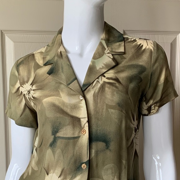 Jones New York - women’s silk shirt (size 4P) - Picture 2 of 3